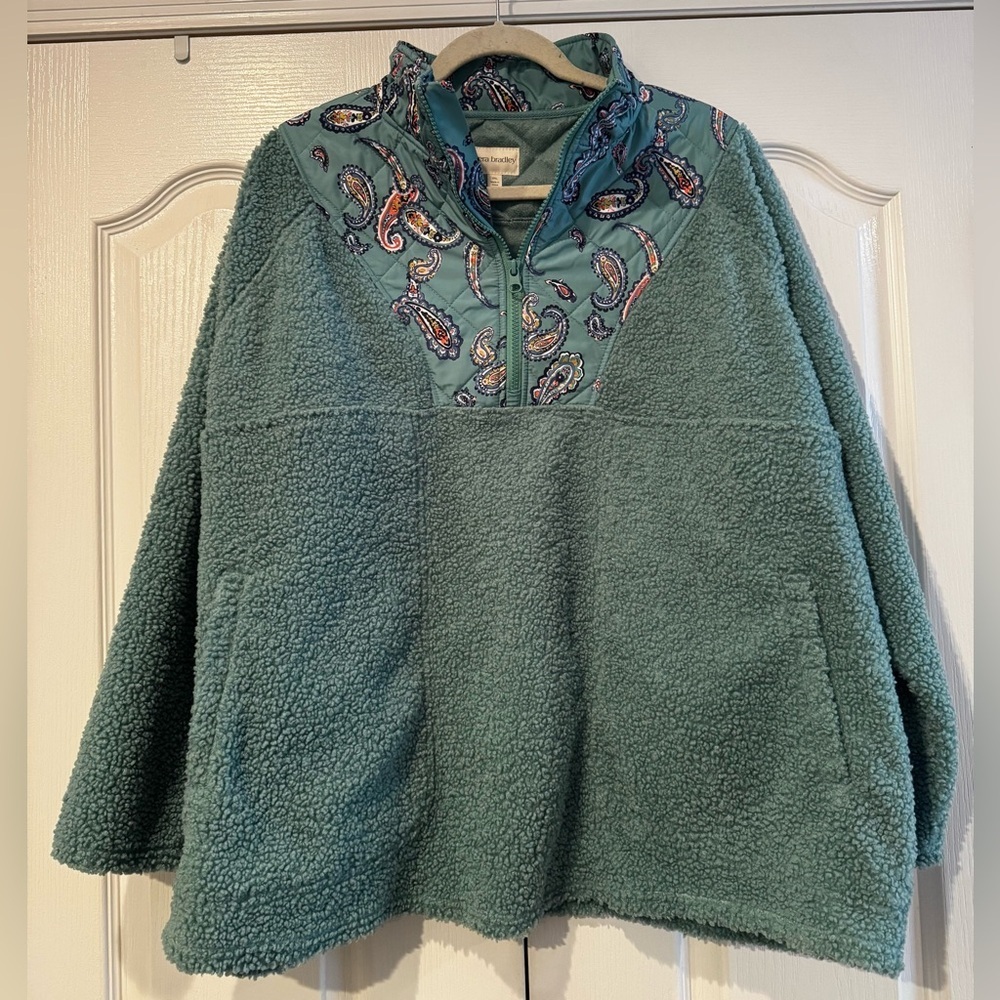 Vera Bradley Beryl Green Sherpa Pullover with a Manor Paisley Print - Size 2X
